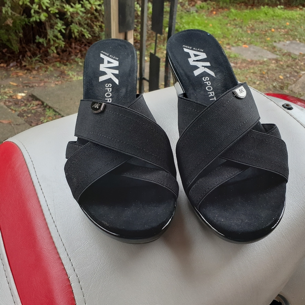Womens shoes 15 dollars